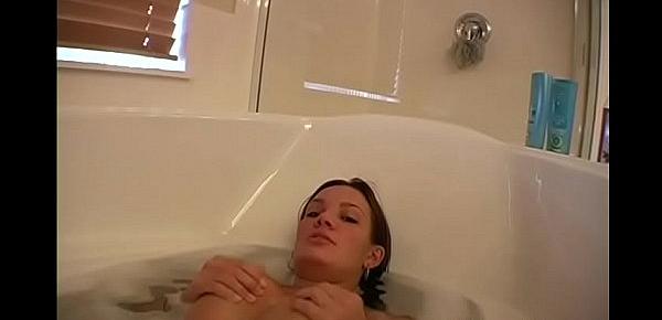  Love The Body In A Tub